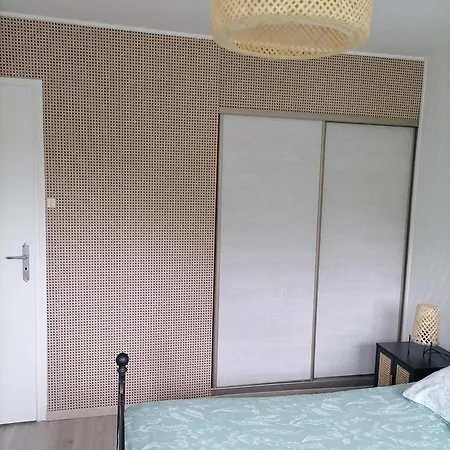 Chez Fabiola Et Alain Homestay Signy-le-Petit